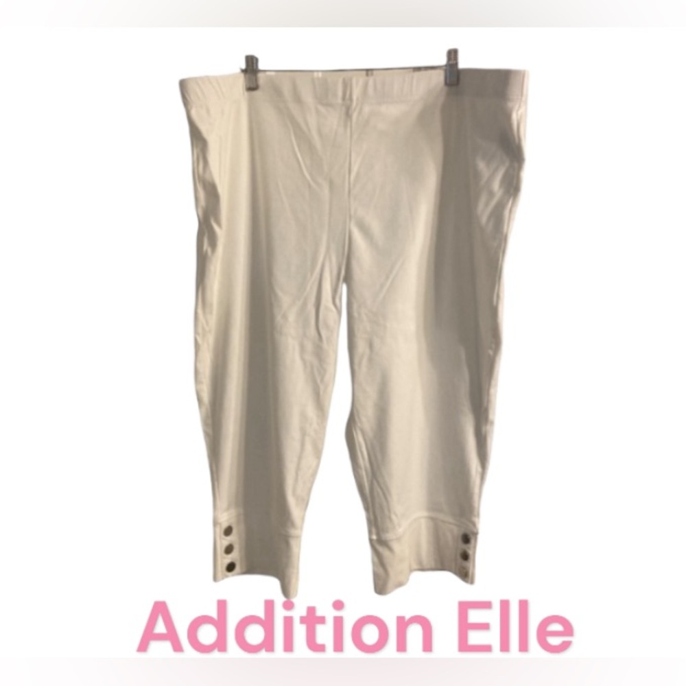 4X Addition Elle White Cotton Blend Pull On Cropped Pants with Snap Detail